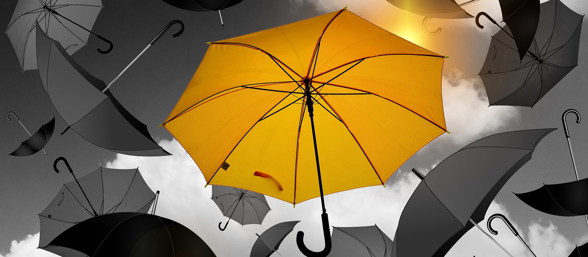 Есть четыре основных материала для зонтичных ступеней